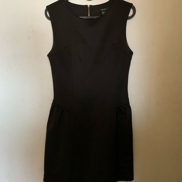 BLACK DRESS - Picture 2 of 2